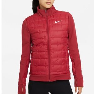 nike essential therma jacket